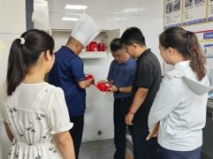台儿庄古城旅逛集团公司餐饮业态办理部